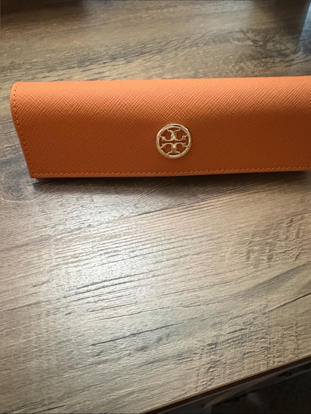 Tory Burch Orange Saffiano Leather Logo Eye Glasses Case w/ cleaning cloth NWOT